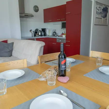 Appartement Sonnalm 102 *