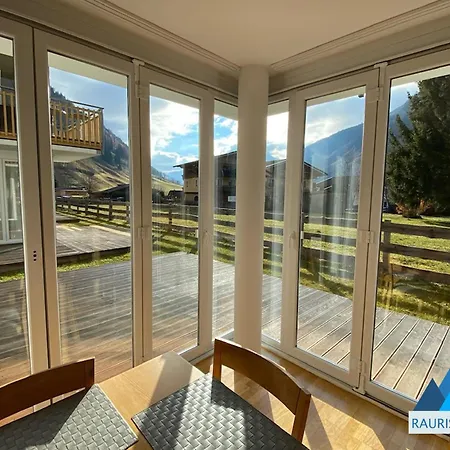 アパート Sonnalm 102 ラウリス